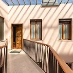 Giulia House