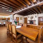Giulia House
